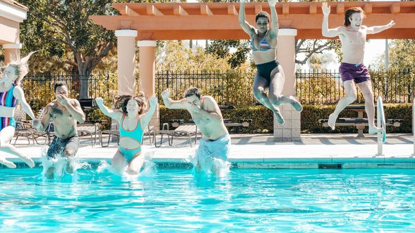 Les meilleures marques de maillots de bain amincissants